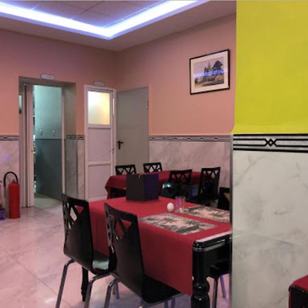 Le Palais Familial Hotel Algiers ภายนอก รูปภาพ