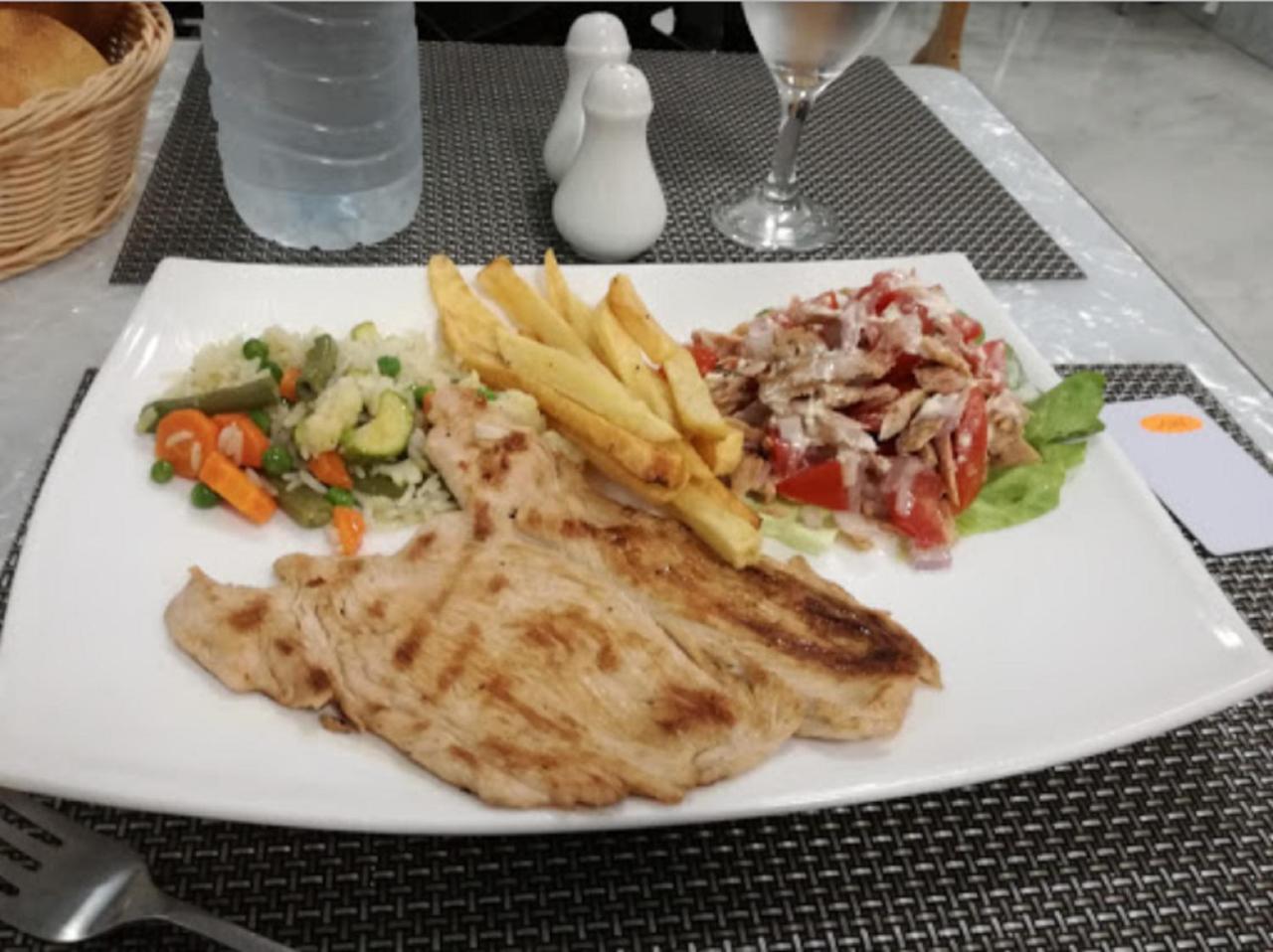 Le Palais Familial Hotel Algiers ภายนอก รูปภาพ