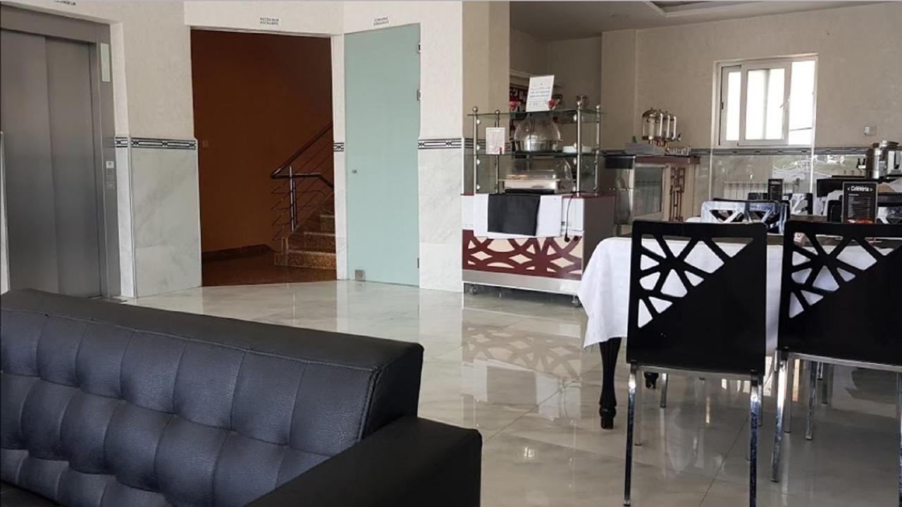 Le Palais Familial Hotel Algiers ภายนอก รูปภาพ